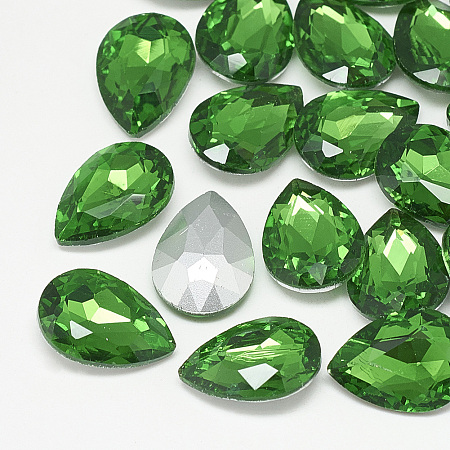 Honeyhandy Pointed Back Glass Rhinestone Cabochons, Back Plated, Faceted, teardrop, Emerald, 10x7x4mm