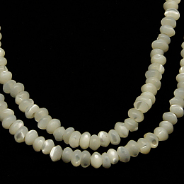Honeyhandy Natural White Shell Beads Strands, Mother of Pearl Shell Beads, Rondelle, White, about 4mm in diameter, 2mm thick, hole: 1mm, 171 pcs/strand, 16 inch