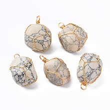 ARRICRAFT Natural Howlite Pendants, with Golden Plated Brass Wire Wrapped, Nuggets, 14~25x15~32x13~21mm, Hole: 4mm