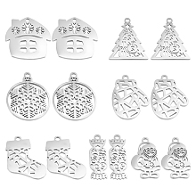 CHGCRAFT 14Pcs 7 Style Chistmas Charms Stainless Steel Santa Claus Charms Flat Round with Snowflake Charms Christmas Tree Charms for Xmas Jewelry Making, Length 17-19mm