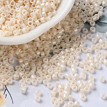 Baking Paint Glass Seed Beads, Cylinder, PapayaWhip, 2.5x2mm, Hole: 1.4mm, about 5039pcs/50g