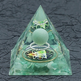 Honeyhandy Resin Orgonite Pyramid, Green Aventurine Energy Generator, for Stress Reduce Healing Meditation Attract Wealth Lucky Room Decor, 60x60x60mm