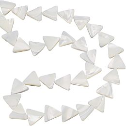 1 Strand About 34 Pcs Triangle Natural Shell Beads, Antique White Natural Shell Loose Beads Blank Flat Sea Shell Charms for Bracelet Necklace Jewelry Making