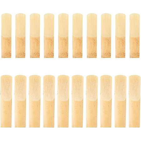 OLYCRAFT 20Pcs 2 Size Clarinet Reeds Clarinet Saxophone Reeds 2.5 Strength Bb Clarinet Reeds with Storage Box Saxophone Accessories for Clarinet Beginner Player Clarinet Reed Replacement