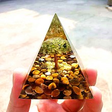 Honeyhandy Orgonite Pyramid Resin Display Decorations, with Natural Peridot Chips Tree of Life Inside, for Home Office Desk, 60x60mm