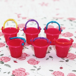 Honeyhandy Plastic Bucket Miniature Ornaments, Micro Landscape Home Dollhouse Bathroom Accessories, Pretending Prop Decoration, Cerise, 27x20mm