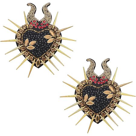 CHGCRAFT 2 Pcs Embroidery Beaded Rhinestone Heart Patches Gold Sequin Paillette Patches Punk Style Rivet Badges Cloth Sew on Patches for Clothing Dress Hat Jeans Repair, 132.5x131x8mm