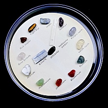 Honeyhandy Natural Gemstones Nuggets Collections, Energy Stone Clock Display Decoration, for Earth Science Teaching, Box: 110x110x15mm, Gemstone: 6~15mm & 20~50mm, 15pcs/box