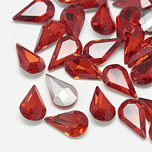 Honeyhandy Pointed Back Glass Rhinestone Cabochons, Back Plated, Faceted, teardrop, Light Siam, 8x5x3mm