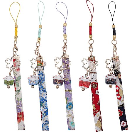 OLYCRAFT 5pcs Lucky Cat Keychain Pendants Japanese Beckoning Cat Keychains Bell Buckle Keyring with Flower Maneki Neko Key Ring Charms for Hanbag Backpack Phone Funny Gifts