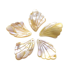 Honeyhandy Freshwater Shell Pendants, Feather, Light Goldenrod Yellow, 31~37x22~25x2~2.5mm, Hole: 1~2mm