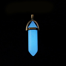 Honeyhandy Bullet Glass Pointed Luminous Pendants, Glow In The Dark Pendants, with Platinum Tone Alloy Findings, Cornflower Blue, 41x8mm