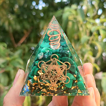 Honeyhandy Orgonite Pyramid Resin Energy Generators, Reiki Malachite Chips Inside for Home Office Desk Decoration, Star of David, 50x50x50mm