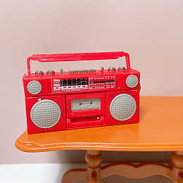 Honeyhandy Miniature Plastic Radio, for Dollhouse Accessories Pretending Prop Decorations, Red, 53.6x18x26mm