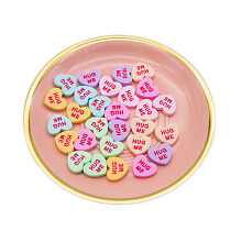 Honeyhandy Opaque Resin Cabochons, Heart with Word Hug Me, Mixed Color, 19x18mm