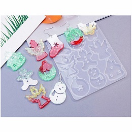 Honeyhandy DIY Christams Silicone Pendant Molds, Resin Casting Molds, Sock/Wreath/Holly Leaf, Mixed Shapes, 115x101x4.5mm, Hole: 1.8~2.6mm, Inner Diameter: 25~39x27~33.5mm