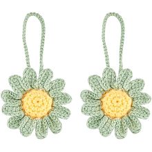 FINGERINSPIRE 2 Pcs Crochet Daisy Car Pendant Sea Green Handmade Crochet Cotton Daisy Decoration with Lanyard Flower Hand Crochet Knitting Flower Car Mirror Hanging Accessories for Bag Car Keychain