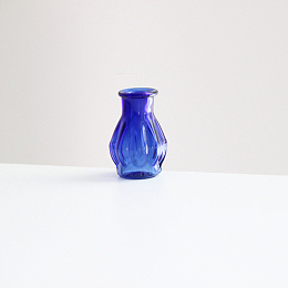 Honeyhandy Transparent Miniature Glass Vase Bottles, Micro Landscape Garden Dollhouse Accessories, Photography Props Decorations, Blue, 14.5x22mm