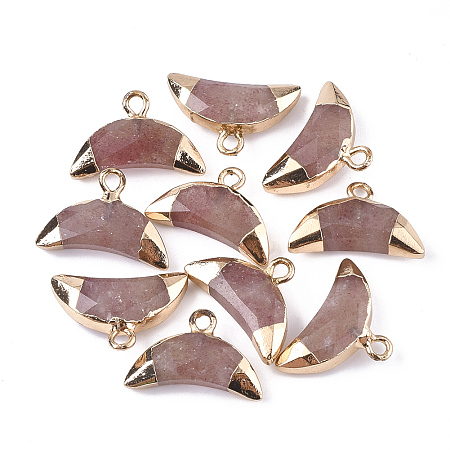NBEADS Electroplate Natural Strawberry Quartz Charms, with Iron Findings, Faceted, Moon, Golden, 12~13x18~19x5mm, Hole: 1.8mm