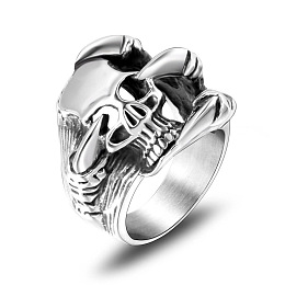 Honeyhandy Titanium Steel Skull with Claw Finger Ring, Gothic Punk Jewelry for Men Women, Stainless Steel Color, US Size 12(21.4mm)