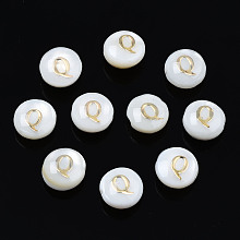 Honeyhandy Natural Freshwater Shell Beads, with Golden Plated Brass Etched Metal Embellishments, Flat Round with Letter, Seashell Color, Letter.Q, 6x4mm, Hole: 0.8mm