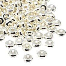 NBEADS 500 Pcs Environmental Brass Flat Round Bead Spacers, Lead Free & Cadmium Free & Nickel Free, Silver, 4x2mm, Hole: 1.5mm