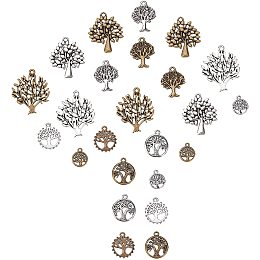 ZX02685 Packet of 12 x Antique Silver Tibetan 17mm Charms Pendants - Cat - Charming Beads