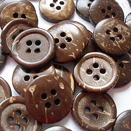 Honeyhandy Art Buttons in Round Shape with 4-Hole for Kids, Coconut Button, BurlyWood, about 15mm in diameter, about 100pcs/bag