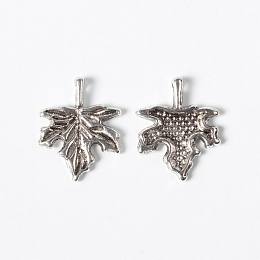 Honeyhandy Autumn Theme Tibetan Style Alloy Pendants, Lead Free and Cadmium Free, Maple Leaf, Antique Silver, Maple Leaf, 14mm wide, 17mm long, hole: 1.5mm